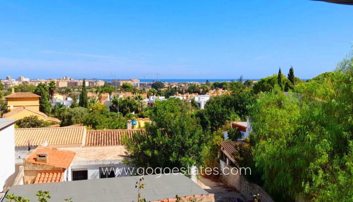 Te koop - Huis - Vrijstaande Villa - Dénia - Denia Centro