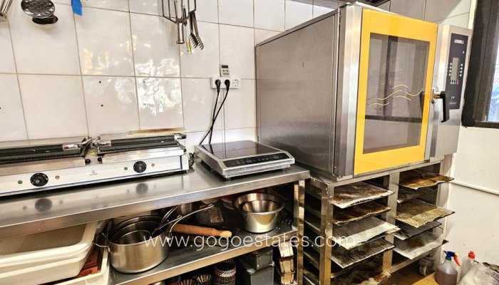 Te koop - Commercieel - Zakelijk - Teulada - Teulada Centro