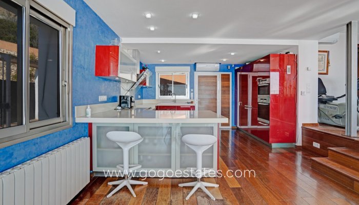 Te koop - Huis - Vrijstaande Villa - Calpe - Les Bassetes