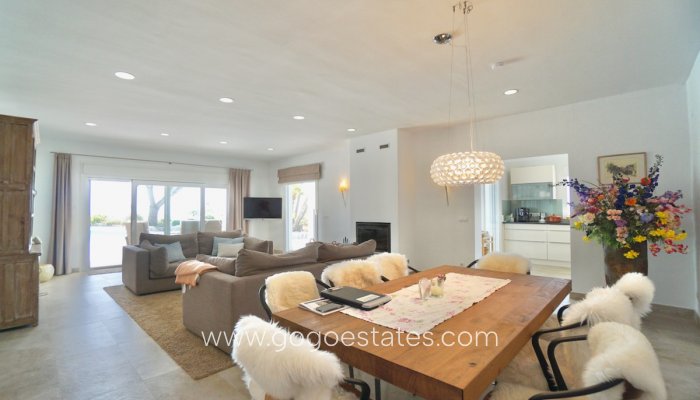 Te koop - Huis - Vrijstaande Villa - Algorfa - Montemar