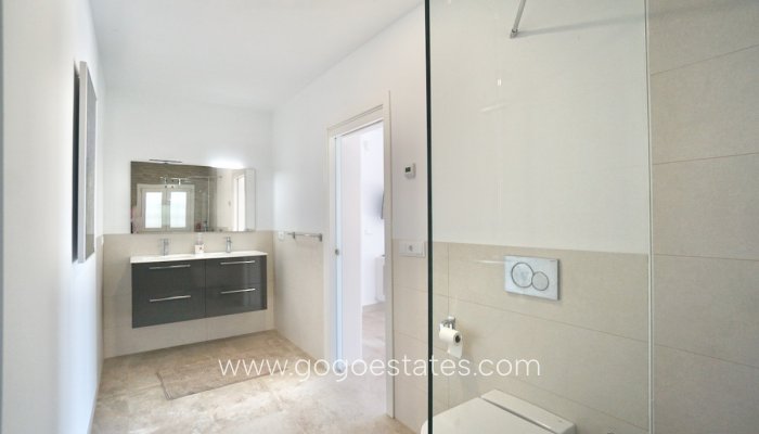 Te koop - Huis - Vrijstaande Villa - Algorfa - Montemar