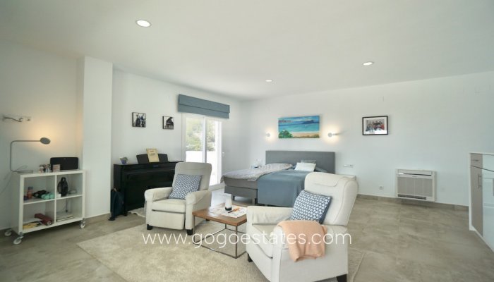 Te koop - Huis - Vrijstaande Villa - Algorfa - Montemar