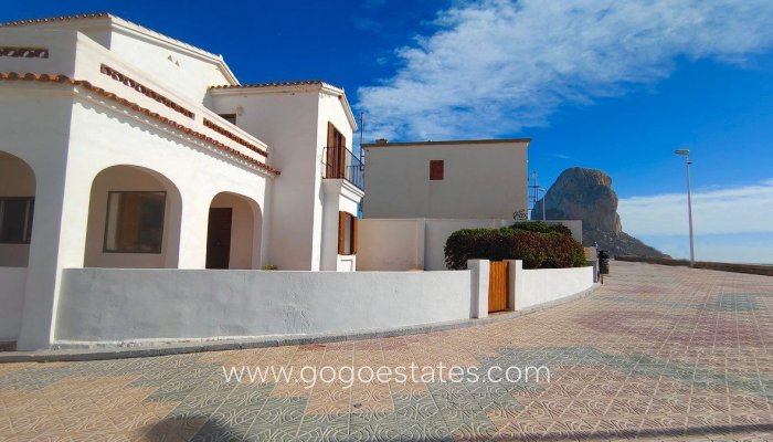 Te koop - Huis - Vrijstaande Villa - Calpe - Calpe Centro