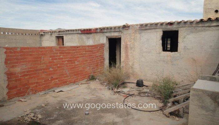 Te koop - Perceel - Woonperceel - Relleu - Relleu Centro