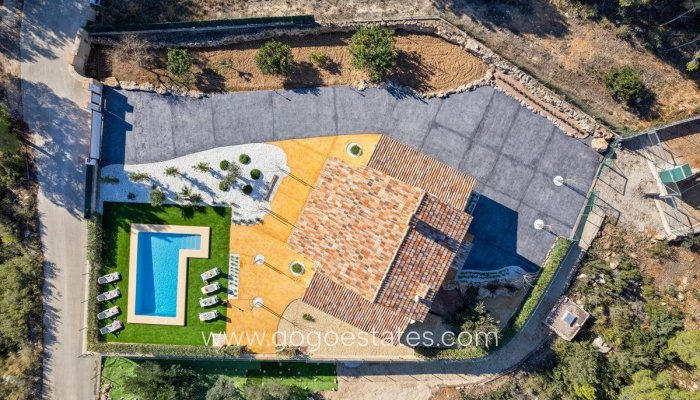 Te koop - Huis - Vrijstaande Villa - Calpe - Calpe Centro