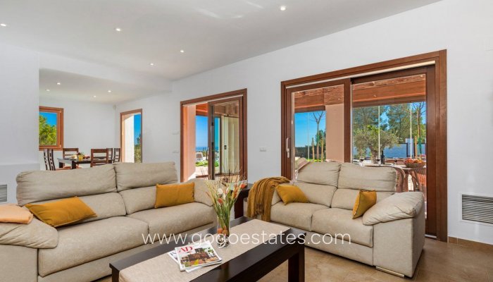 Te koop - Huis - Vrijstaande Villa - Calpe - Calpe Centro