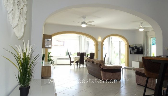 Te koop - Huis - Vrijstaande Villa - Calpe - Calpe Centro