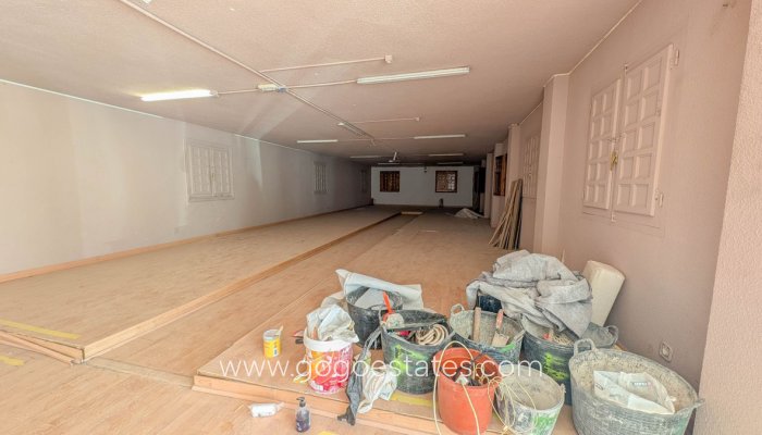 Te koop - Commercieel - Kantoor - Calpe - Calpe Centro