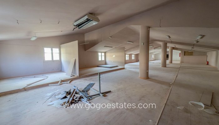 Te koop - Commercieel - Kantoor - Calpe - Calpe Centro