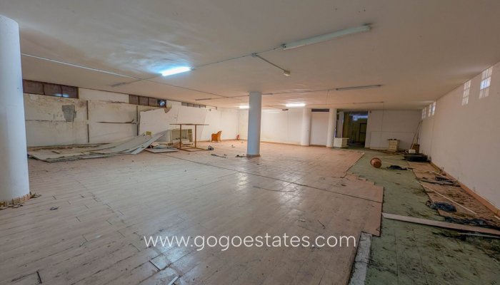 Te koop - Commercieel - Kantoor - Calpe - Calpe Centro