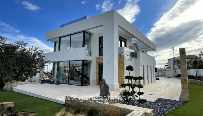 Te koop - Huis - Vrijstaande Villa - Benissa - Benissa Centro