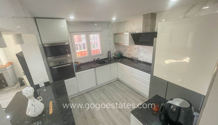 Te koop - Huis - Vrijstaande Villa - Calpe - Calpe Centro