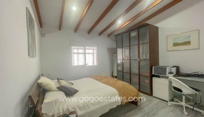 Te koop - Huis - Vrijstaande Villa - Calpe - Calpe Centro