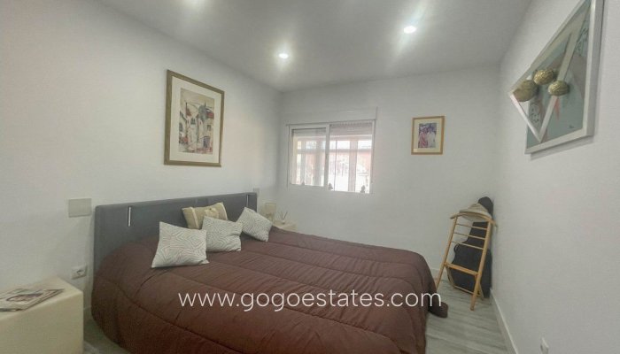 Te koop - Huis - Vrijstaande Villa - Calpe - Calpe Centro