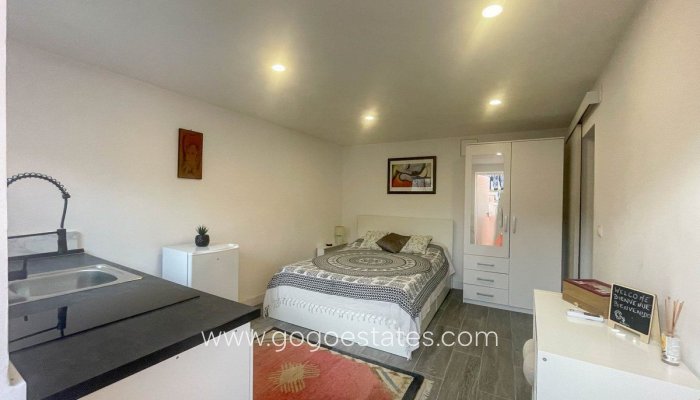 Te koop - Huis - Vrijstaande Villa - Calpe - Calpe Centro