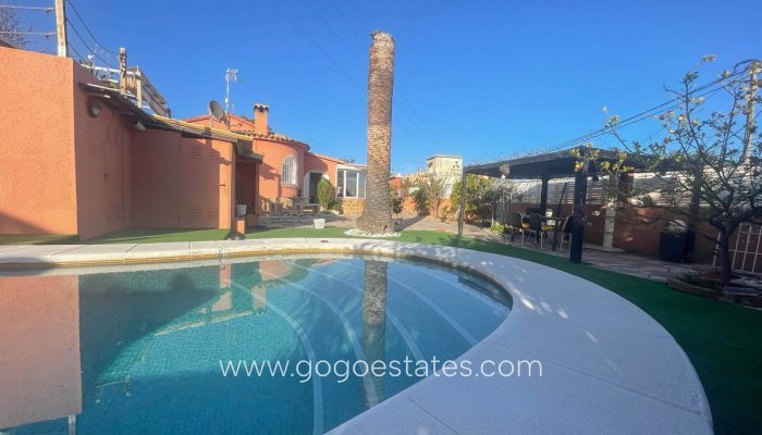 Te koop - Huis - Vrijstaande Villa - Calpe - Calpe Centro