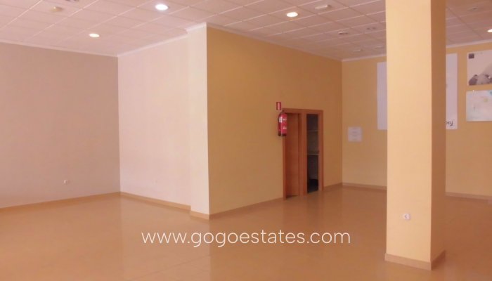 Te koop - Commercieel - Kantoor - Calpe - Calpe Centro