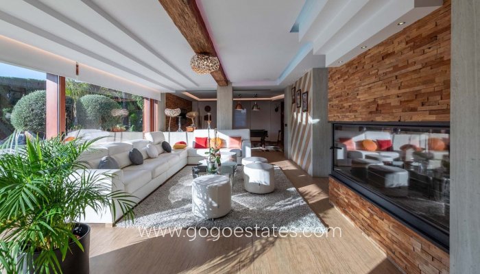 Te koop - Huis - Vrijstaande Villa - Calpe - Calpe Centro