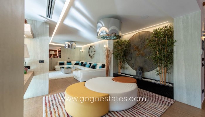 Te koop - Huis - Vrijstaande Villa - Calpe - Calpe Centro