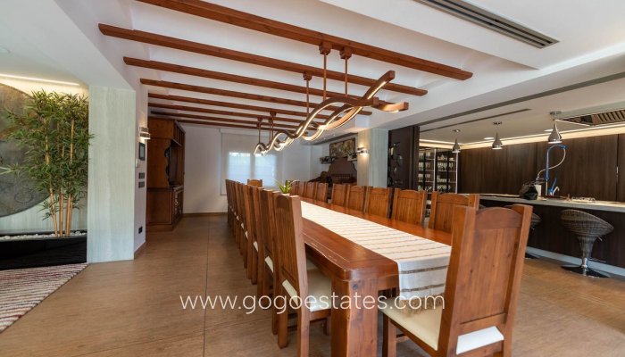 Te koop - Huis - Vrijstaande Villa - Calpe - Calpe Centro