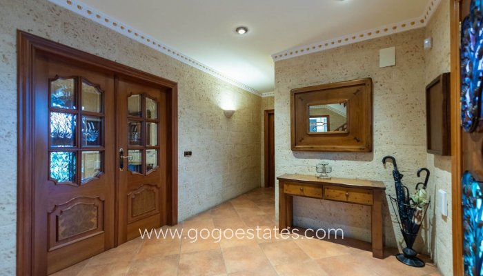 Te koop - Huis - Vrijstaande Villa - Calpe - Calpe Centro