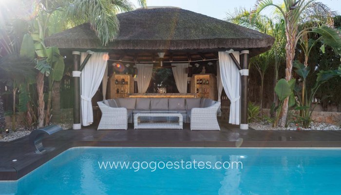 Te koop - Huis - Vrijstaande Villa - Calpe - Calpe Centro