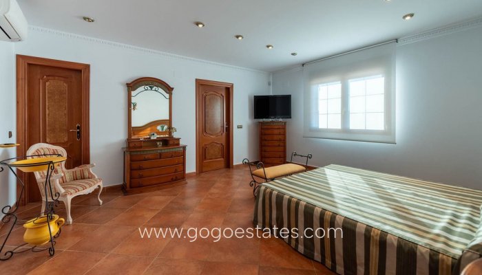 Te koop - Huis - Vrijstaande Villa - Calpe - Calpe Centro