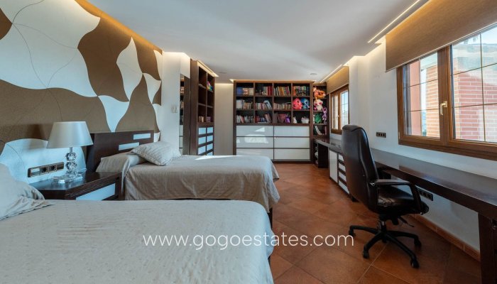 Te koop - Huis - Vrijstaande Villa - Calpe - Calpe Centro