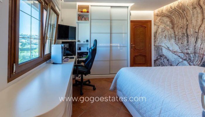 Te koop - Huis - Vrijstaande Villa - Calpe - Calpe Centro