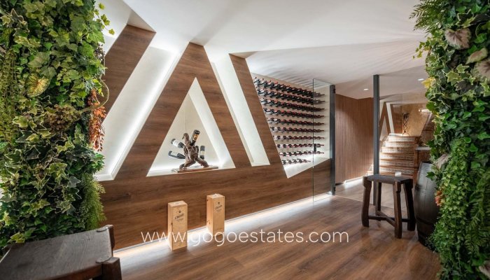 Te koop - Huis - Vrijstaande Villa - Calpe - Calpe Centro