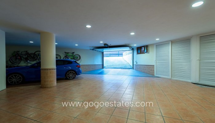 Te koop - Huis - Vrijstaande Villa - Calpe - Calpe Centro