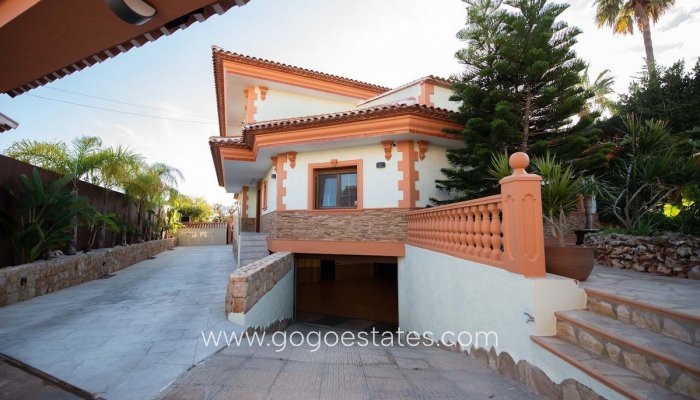 Te koop - Huis - Vrijstaande Villa - Calpe - Calpe Centro