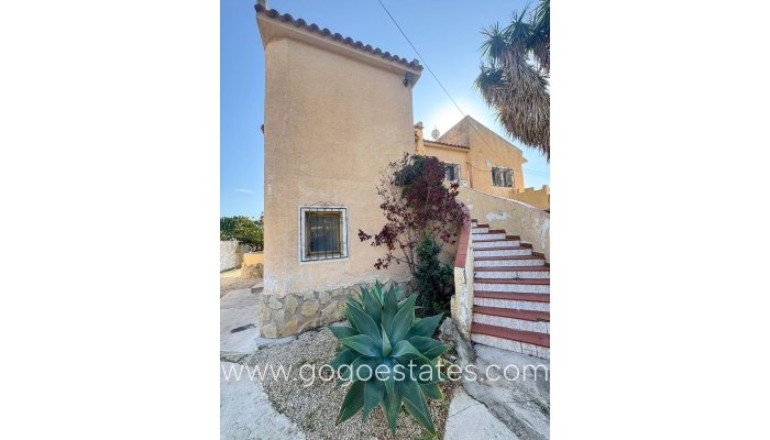 Te koop - Huis - Vrijstaande Villa - Calpe - Calpe Centro