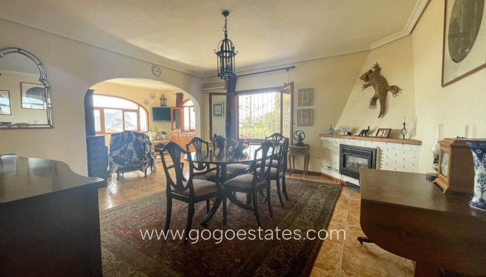 Te koop - Huis - Vrijstaande Villa - Calpe - Calpe Centro