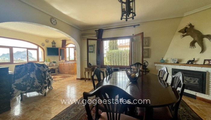 Te koop - Huis - Vrijstaande Villa - Calpe - Calpe Centro