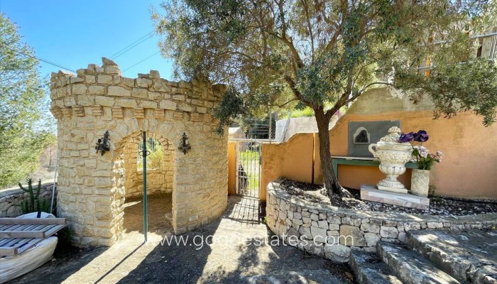 Te koop - Huis - Vrijstaande Villa - Benissa - Benissa Centro