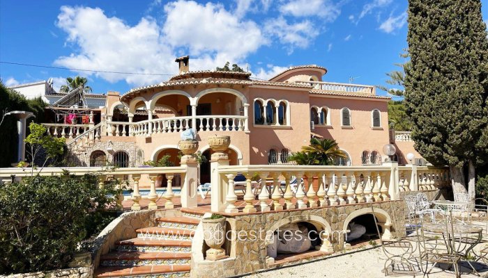 Te koop - Huis - Vrijstaande Villa - Benissa - Benissa Centro