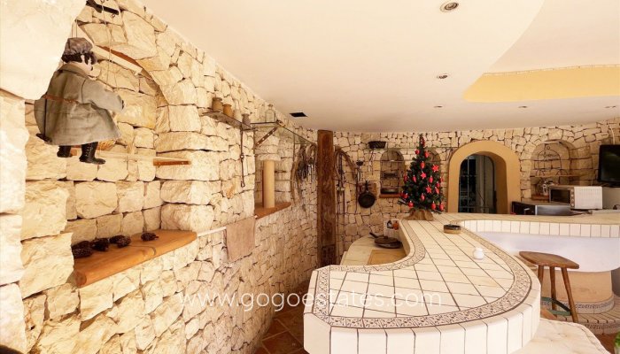 Te koop - Huis - Vrijstaande Villa - Benissa - Benissa Centro