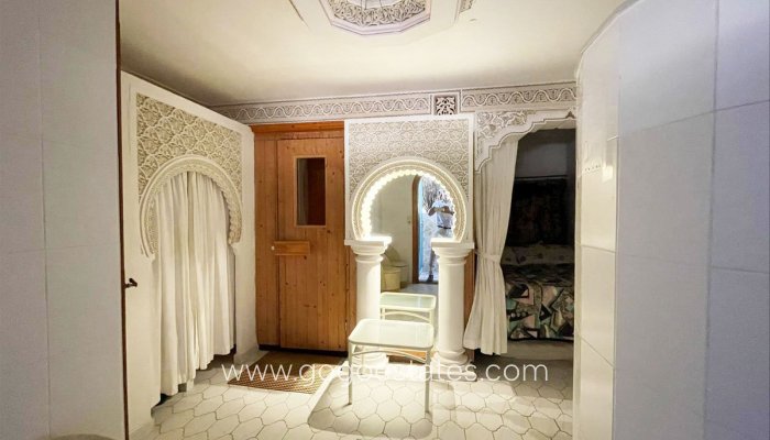 Te koop - Huis - Vrijstaande Villa - Benissa - Benissa Centro