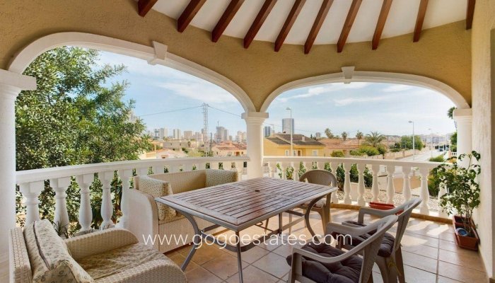 Te koop - Huis - Vrijstaande Villa - Calpe - Calpe Centro