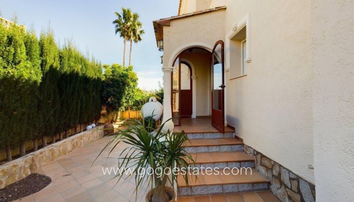 Te koop - Huis - Vrijstaande Villa - Calpe - Calpe Centro