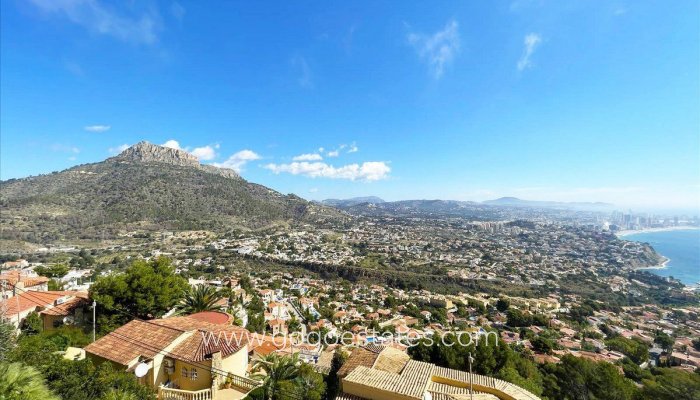 Te koop - Huis - Vrijstaande Villa - Calpe - Calpe Centro