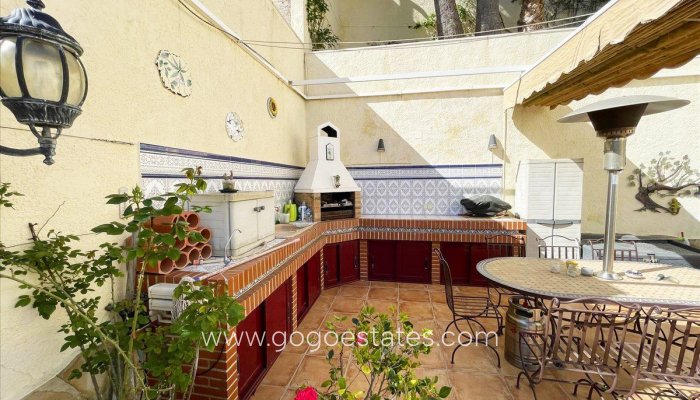 Te koop - Huis - Vrijstaande Villa - Calpe - Calpe Centro