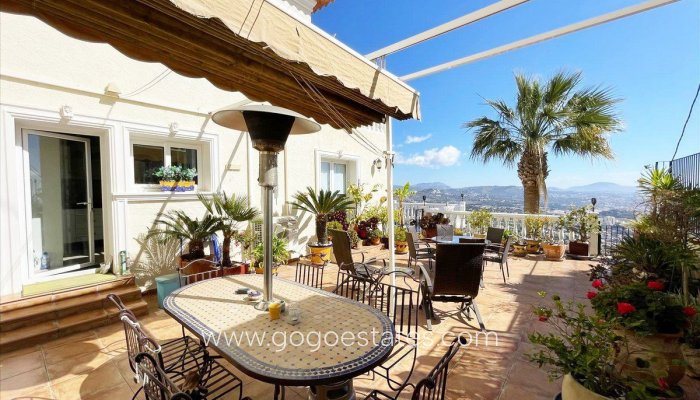 Te koop - Huis - Vrijstaande Villa - Calpe - Calpe Centro