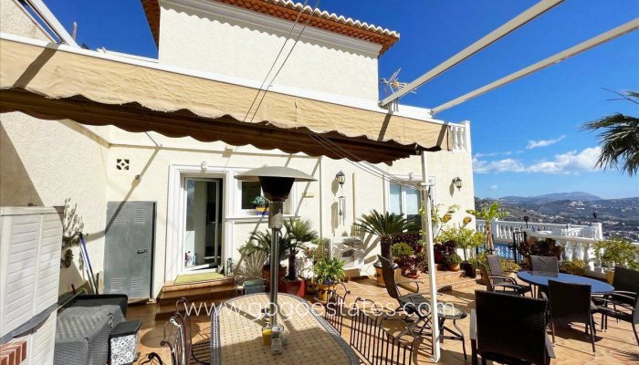 Te koop - Huis - Vrijstaande Villa - Calpe - Calpe Centro