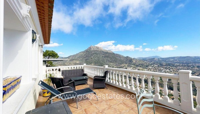 Te koop - Huis - Vrijstaande Villa - Calpe - Calpe Centro