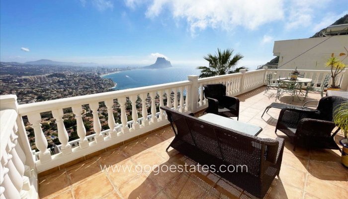 Te koop - Huis - Vrijstaande Villa - Calpe - Calpe Centro