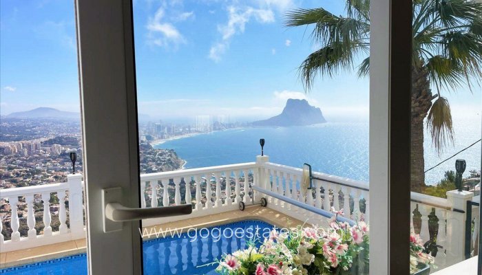 Te koop - Huis - Vrijstaande Villa - Calpe - Calpe Centro