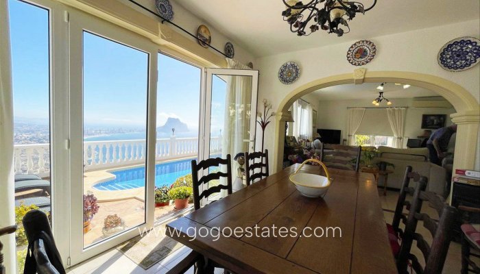 Te koop - Huis - Vrijstaande Villa - Calpe - Calpe Centro
