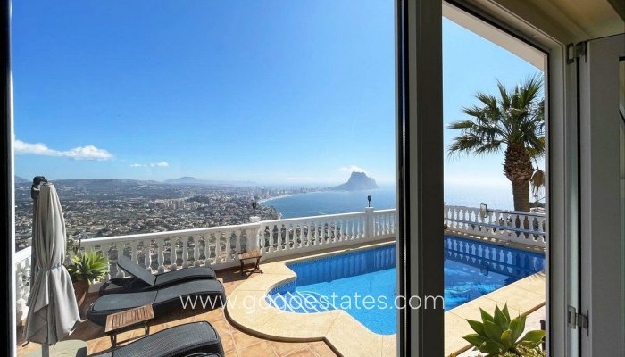 Te koop - Huis - Vrijstaande Villa - Calpe - Calpe Centro